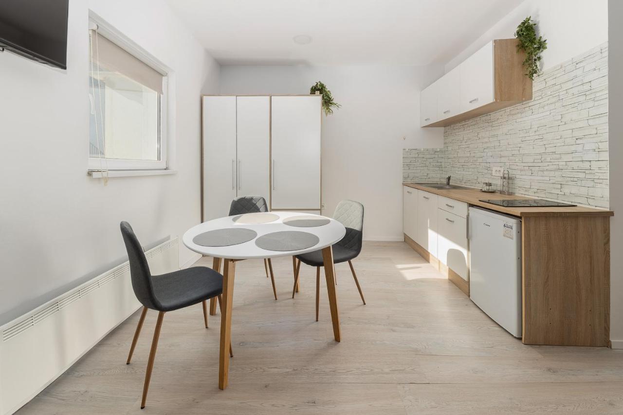 Apartments Berni Ljubljana Extérieur photo