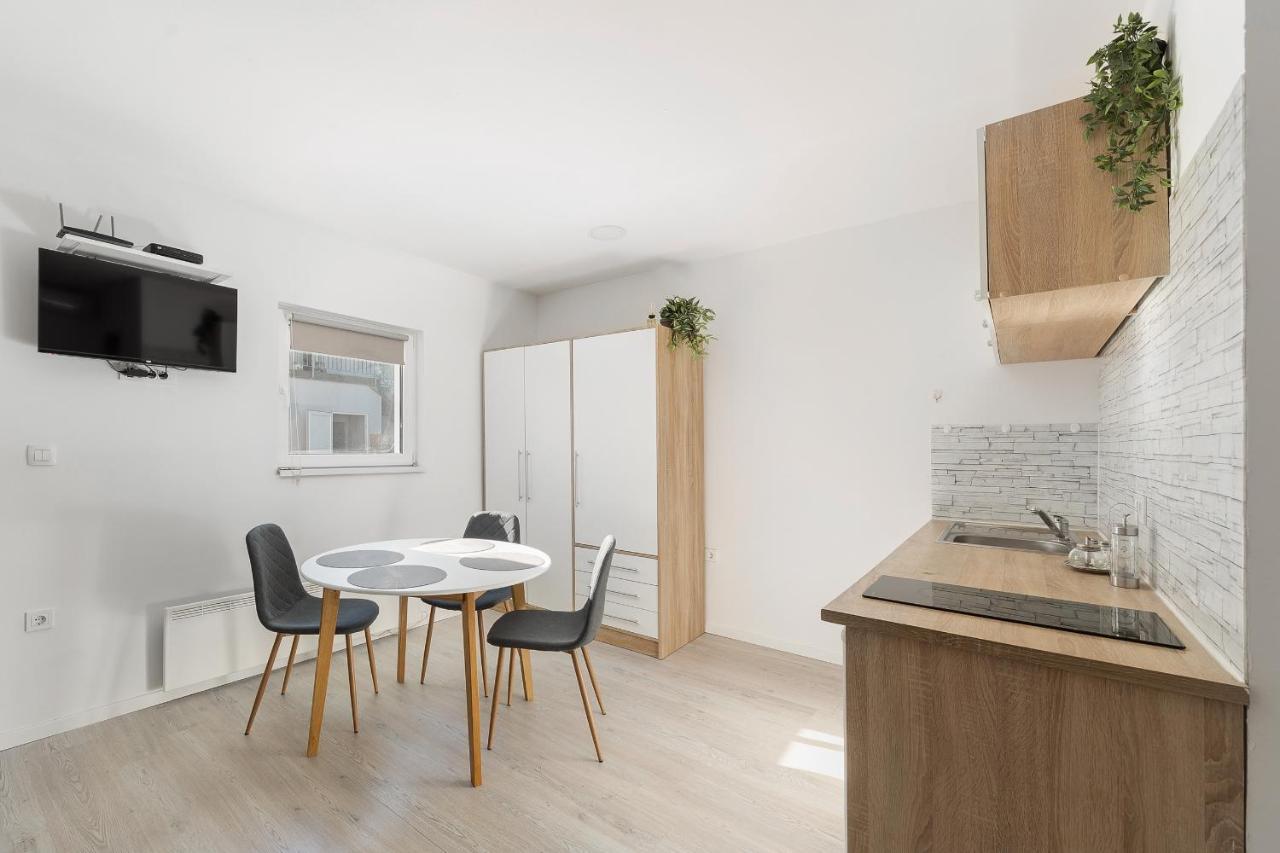 Apartments Berni Ljubljana Extérieur photo