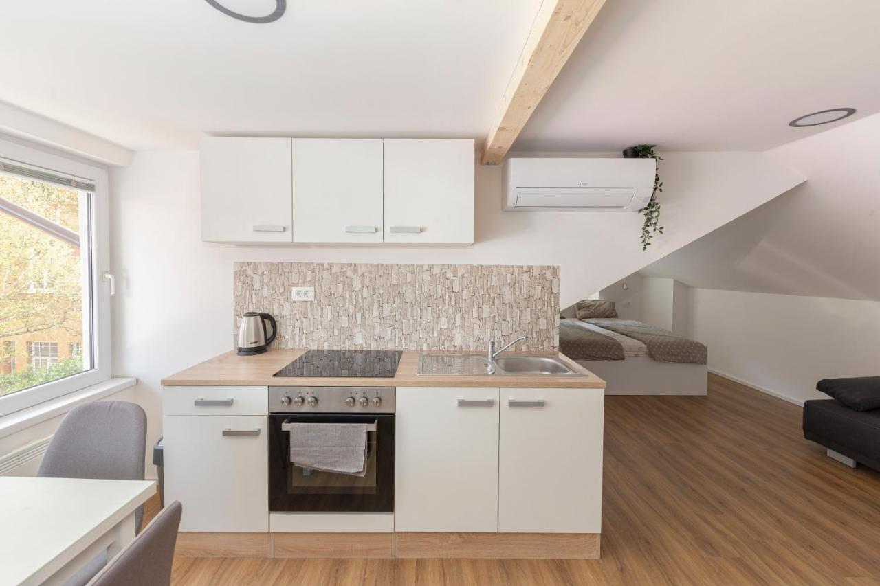 Apartments Berni Ljubljana Extérieur photo