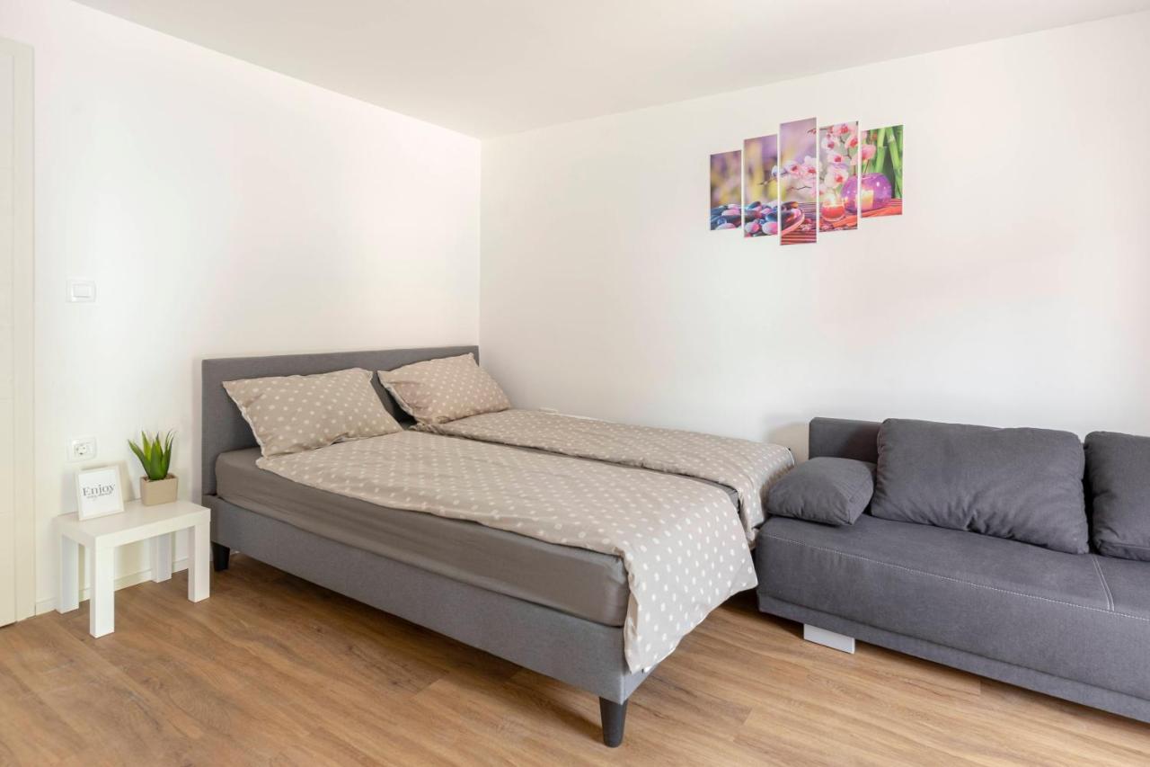 Apartments Berni Ljubljana Extérieur photo