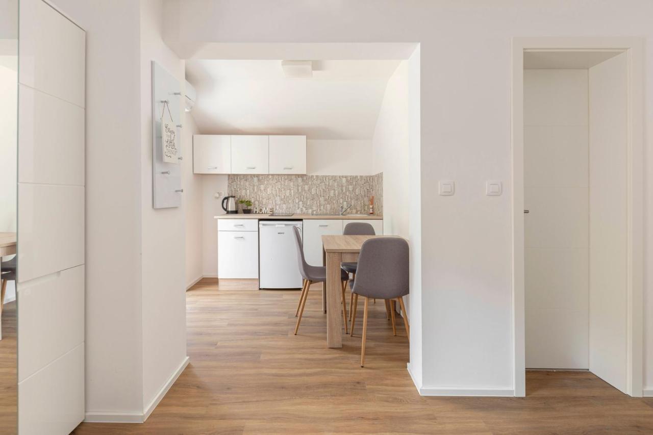 Apartments Berni Ljubljana Extérieur photo